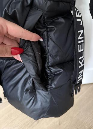 Куртка calvin klein оригінал m 9
