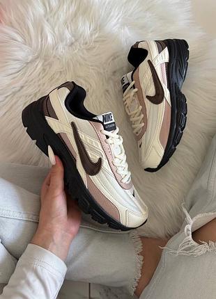 Nike initiator beige brown black