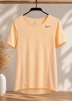 Жіноча спортивна футболка nike dri-fit. оригінал. нова, без бирки
