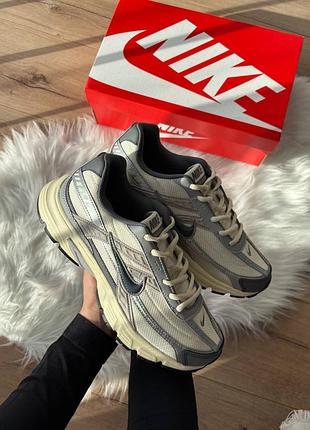 Nike initiator beige dark grey 9