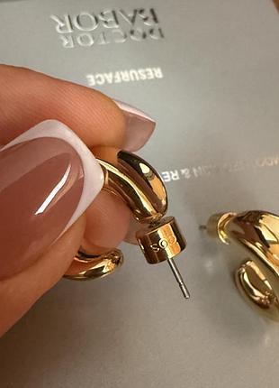 Стильні сережки cos