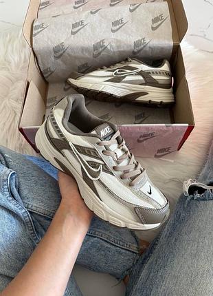 Nike initiator brown mocco