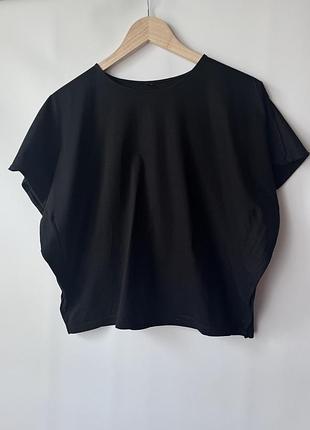 Чорна футболка uniqlo