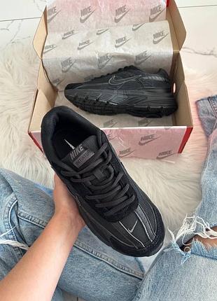 Nike initiator total black 3