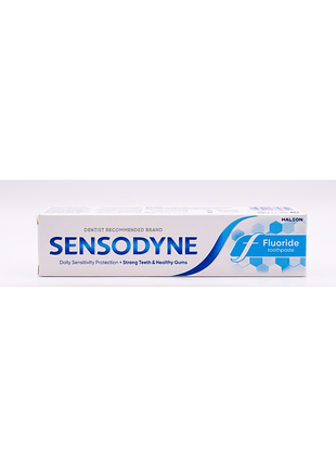 Зубная паста sensodyne fluoride для чувствительных зубов (50 мл)