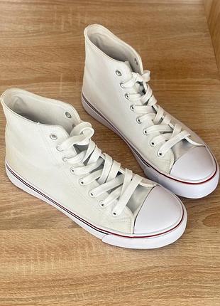 Високі білі кеди жіночі текстильні в стилі converse р. 36