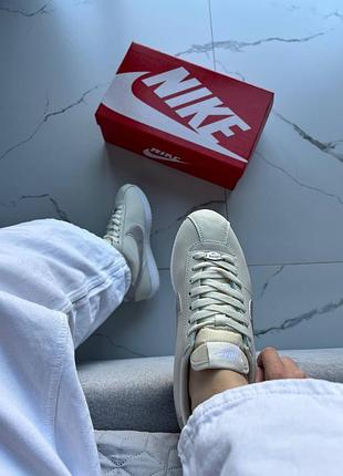 Nike cortez beige silver 3