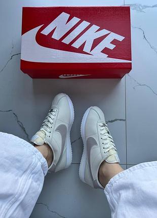 Nike cortez beige silver 4
