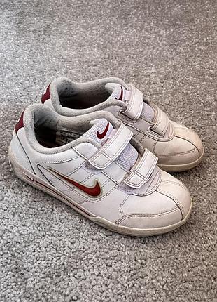 Дитячі кросівки nike