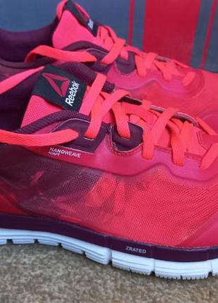 Кроссовки reebok р.37.5. оригинал