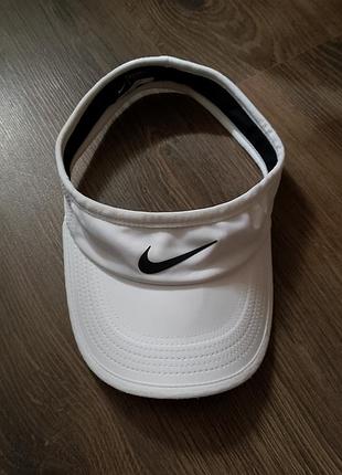Козирик жіночий для тенісу nike featherlight