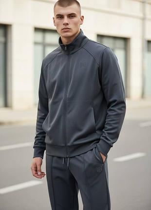 Спортивний костюм corneliani