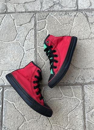 Яркие высокие кеды кеди оригинал converse chuck taylor 28p