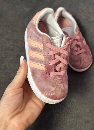 Дитячі кросівки adidas 5