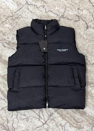 Жилетка armani чорна