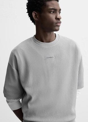 Zara чоловіча футболка