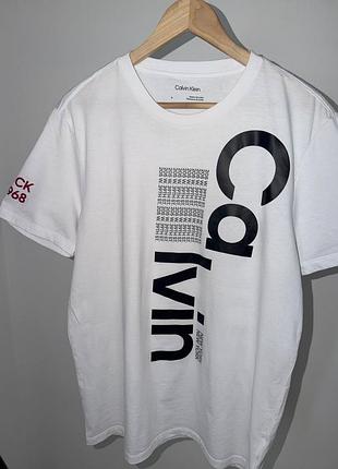 Футболка  calvin klein 4