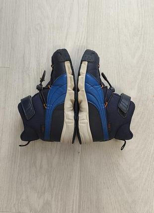Дитячі демісезонні черевики puma 8