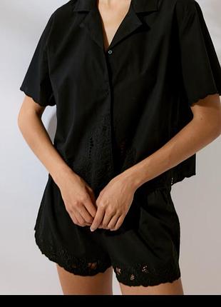 Черный хлопковый костюм с рубашкой и шортами с ажурной вышивкой h&amp;m 
☝️☝️☝️☝️☝️☝️☝️☝️☝️☝️