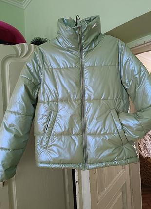 Продам курточку reserved 36