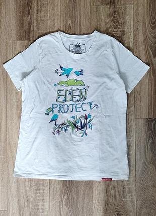 Футболка белая с рисунком принтом eden project