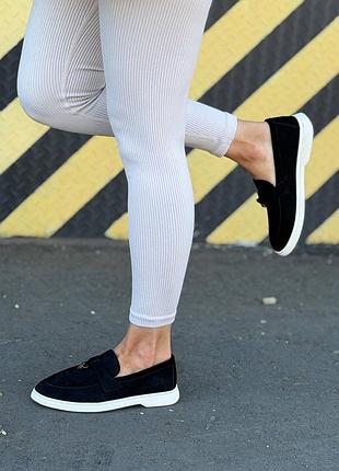 Жіночі туфлі