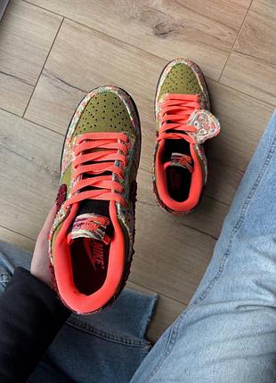 Nike sb dunk low panda monium green curry 4
