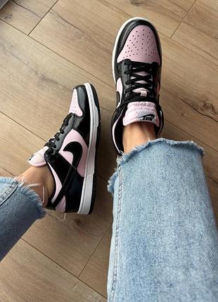 Nike sb dunk low pink black patent foam 8
