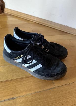 Кросівки adidas spezial