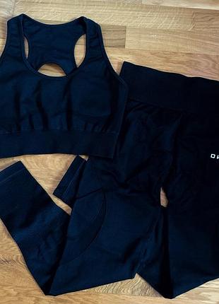 Спортивный костюм okvi vibe топ и леггинсы черный m, новый
