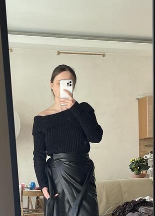 Светр з відкритими плечима 2