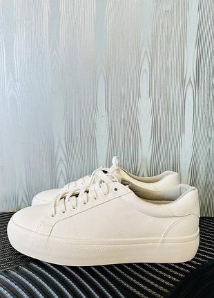 Кросівки zara , розмір 40