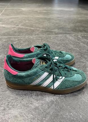 Кросівки adidas