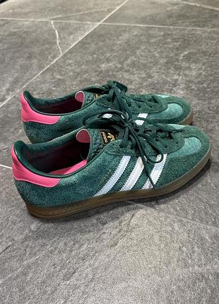 Кросівки adidas 2