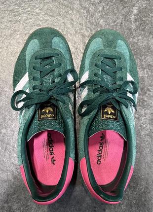Кросівки adidas 6