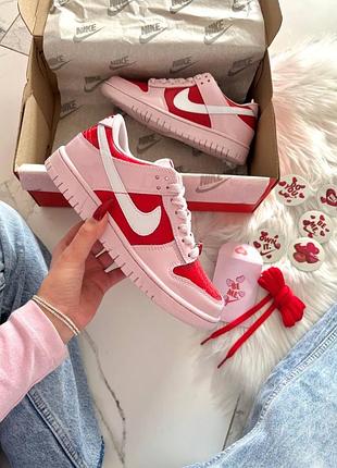 Nike sb dunk low valentine’s day lacquered