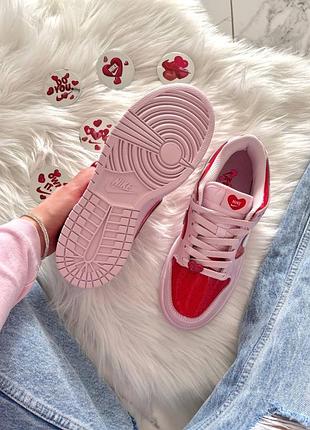 Nike sb dunk low valentine’s day lacquered 9