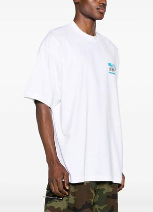 Футболка vetements 3
