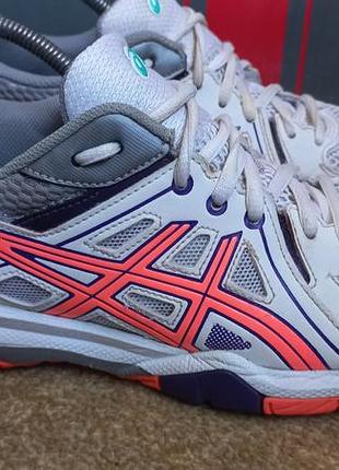 Кроссовки asics gel-task р.39. оригинал
