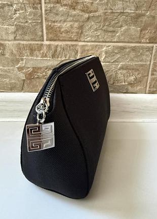 Косметичка бренду givenchy 4
