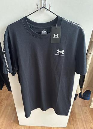Стильна футболка under armour