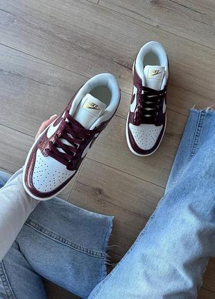 Nike dunk low burgundy croc 3