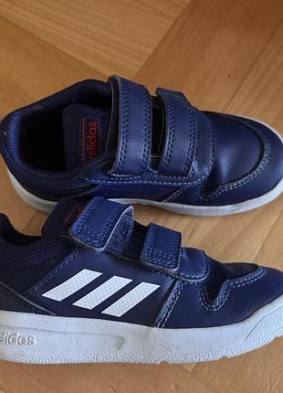 Кросівки adidas р.25 1/2