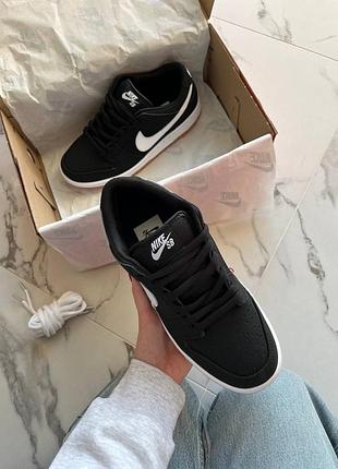 Nike dunk sb black gum 7
