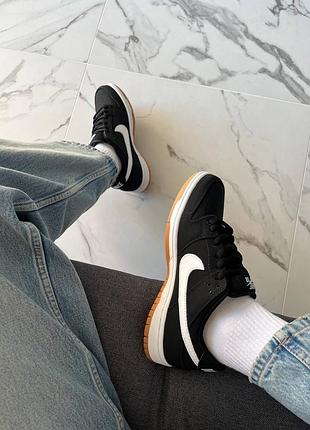 Nike dunk sb black gum 4