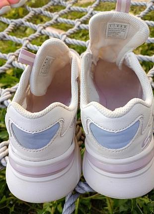 Легесенькі кросівки skechers 3