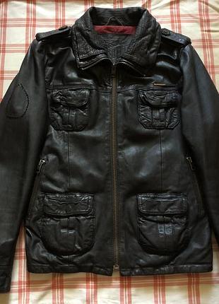 Кожура куртка британского бренда superdry original