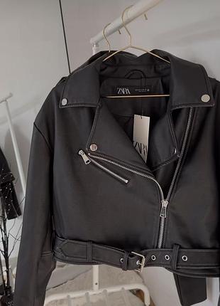 Шкіряна куртка zara