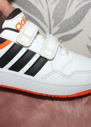 Adidas кросівки 20.8 см устілка