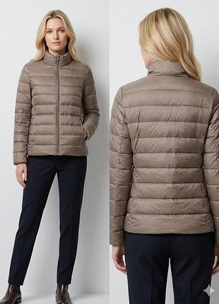 Фірмова легка пухова куртка пуховик uniqlo
